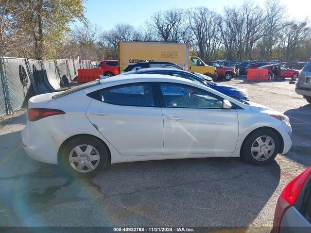 Hyundai ELANTRA SE 2016 5NPDH4AE2GH704290 Image 13