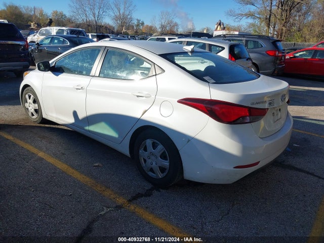 Hyundai ELANTRA SE 2016 5NPDH4AE2GH704290 Image 3