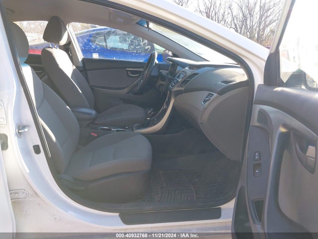 Hyundai ELANTRA SE 2016 5NPDH4AE2GH704290 Image 5