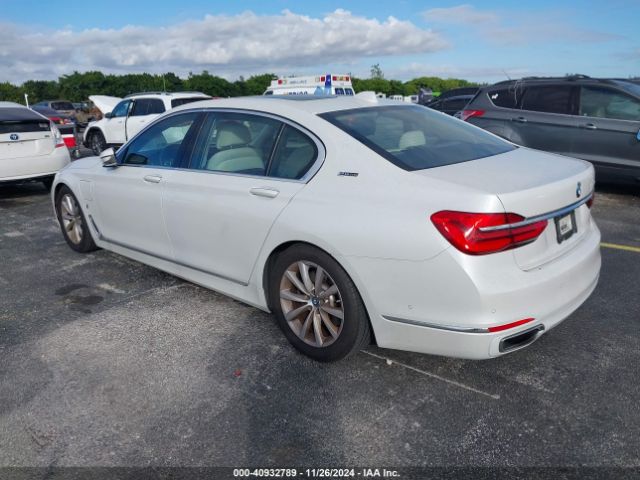 2019 BMW 740E WBA7J2C51KB440411 Photo 2