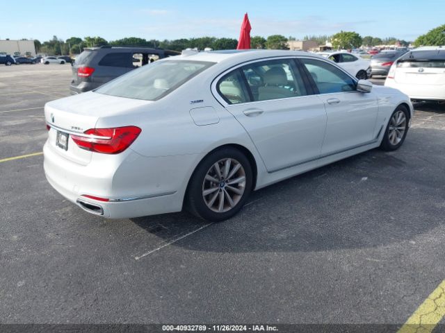 2019 BMW 740E WBA7J2C51KB440411 Photo 3