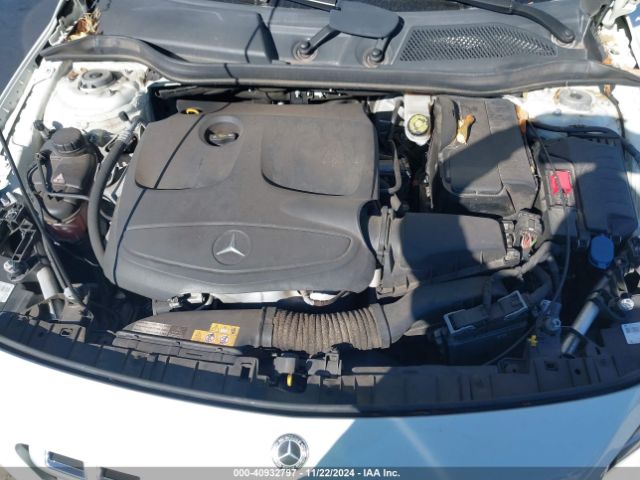 WDCTG4EB3JJ415006 Mercedes-Benz GLA 250