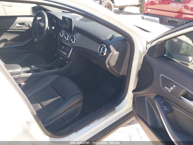 WDCTG4EB3JJ415006 Mercedes-Benz GLA 250