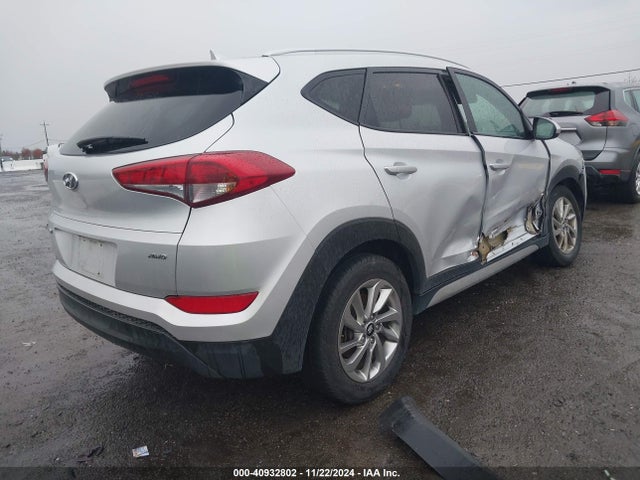 Hyundai TUCSON SEL 2018 KM8J3CA47JU644261 Image 4