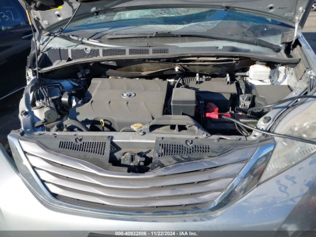 5TDYK3DC6FS603107 Toyota Sienna Xle/limited