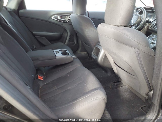 Chrysler 200 Limited 2016 1C3CCCABXGN113199 Image 8