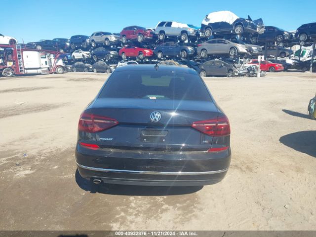 1VWLA7A36KC006606 Volkswagen Passat 2.0t Wolfsburg Edition