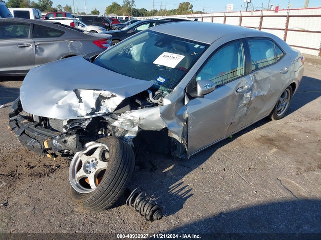Toyota COROLLA LE 2017 5YFBURHE0HP626019 Image 2