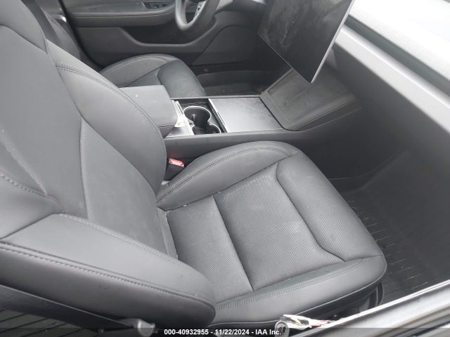 2024 TESLA MODEL 3 5YJ3E1EBXRF721892 Photo 4