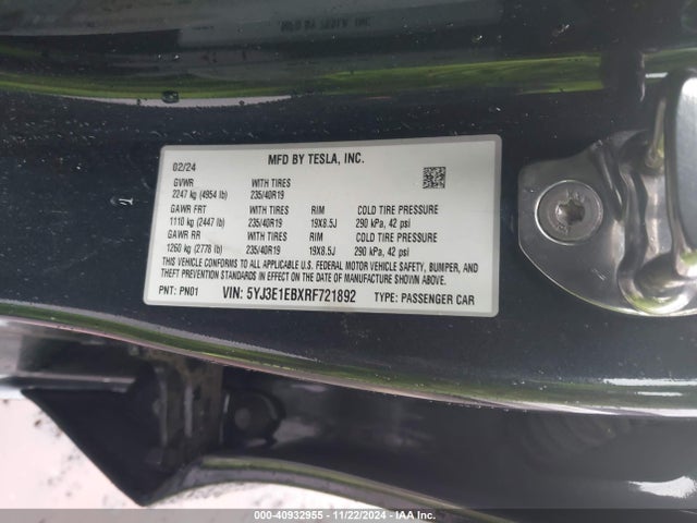 2024 TESLA MODEL 3 5YJ3E1EBXRF721892 Photo 8