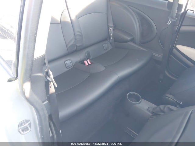 2011 MINI COOPER WMWSU3C58BT093015 Photo 7