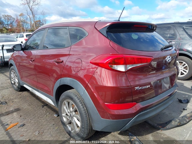 KM8J33A45HU444327 Hyundai TUCSON SE