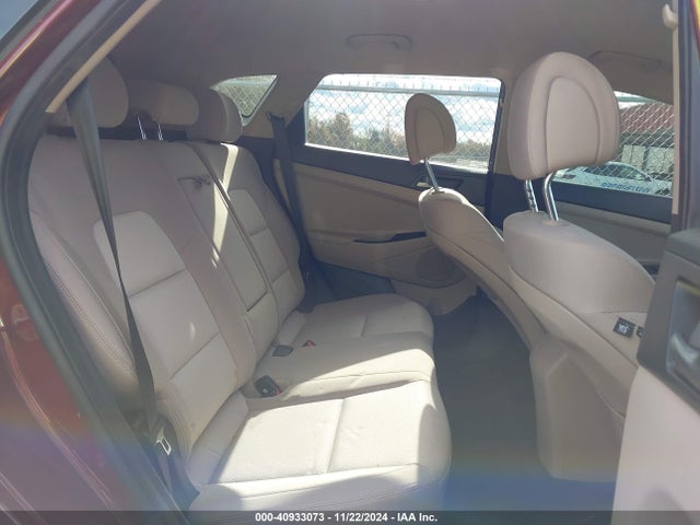 KM8J33A45HU444327 Hyundai TUCSON SE