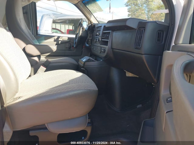 1GAZG1FG2F1107365 Chevrolet Express 3500 Lt