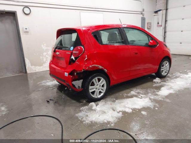 Chevrolet Spark 1lt Cvt 2015 KL8CD6S95FC742426 Image 4