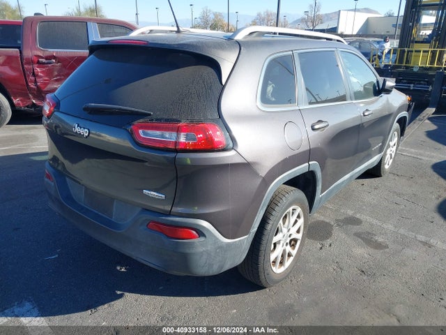 1C4PJLCB5EW323510 Jeep Cherokee Latitude