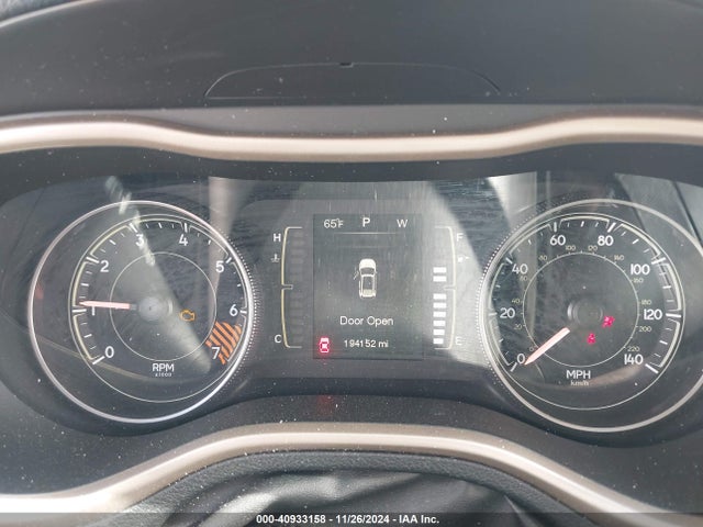 1C4PJLCB5EW323510 Jeep Cherokee Latitude