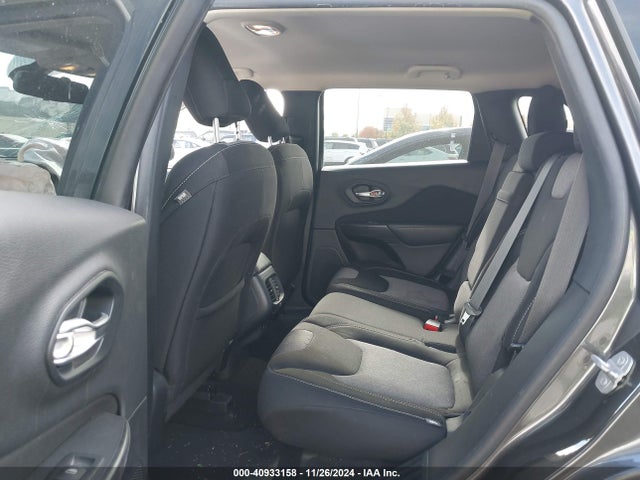 1C4PJLCB5EW323510 Jeep Cherokee Latitude