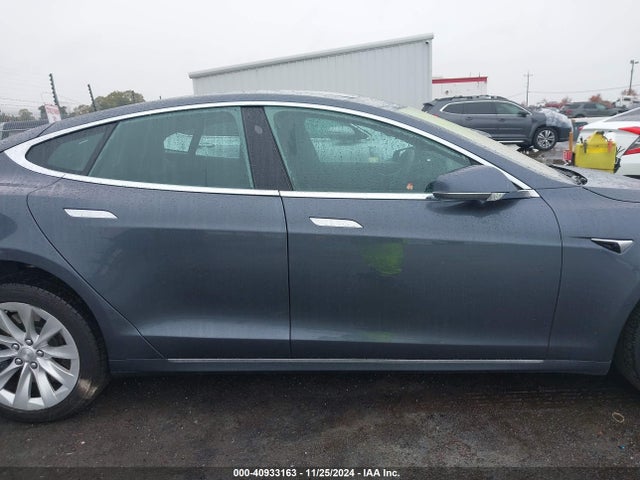Tesla Model S 100d/75d/p100d 2018 5YJSA1E24JF298156 Image 13