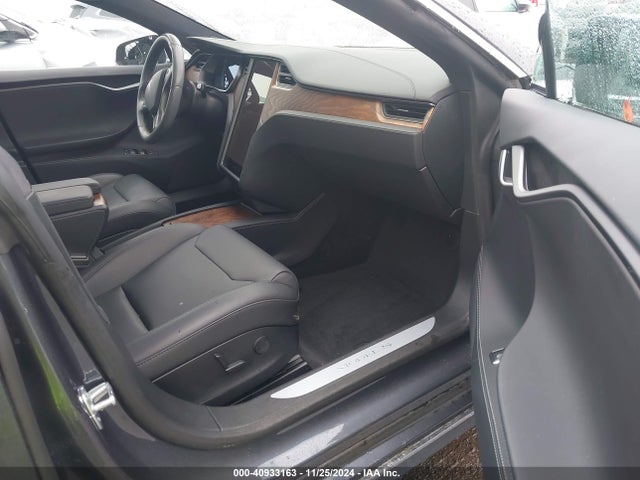 2018 TESLA MODEL S 5YJSA1E24JF298156 Photo 4