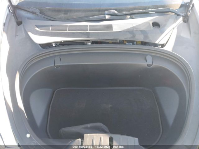 5YJ3E1EB8KF477679 Tesla Model 3 Long Range/performance