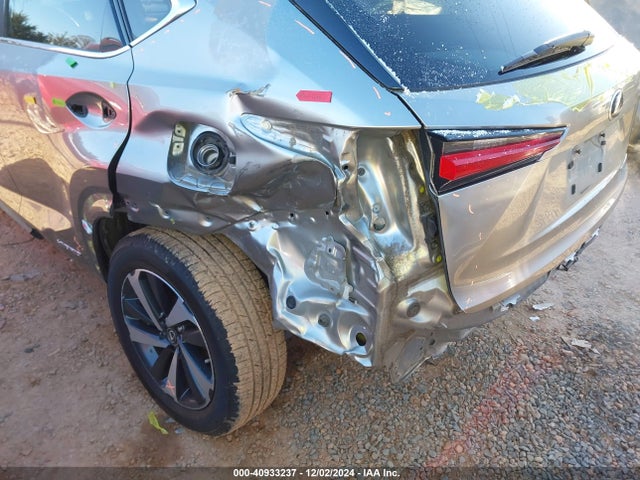 JTJBJRBZ2K2114527 Lexus NX 300H