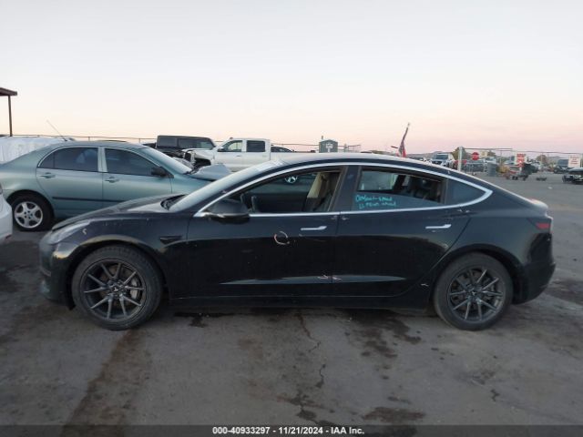 5YJ3E1EA3JF052196 Tesla Model 3 Long Range/mid Range
