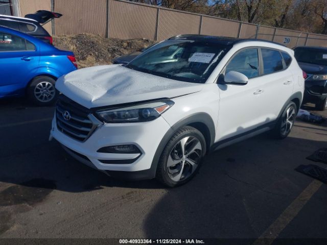 KM8J3CA25JU715889 Hyundai Tucson Value