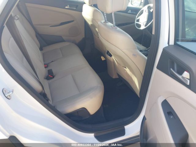 KM8J3CA25JU715889 Hyundai Tucson Value