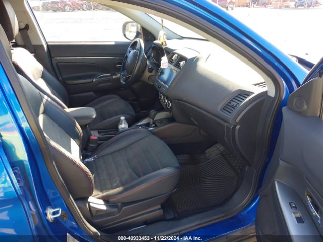 2018 MITSUBISHI OUTLANDER SPORT JA4AP3AW3JU008313 Photo 4
