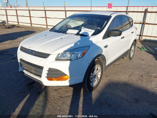 Ford ESCAPE S 2015 1FMCU0F70FUB87159 Image 2