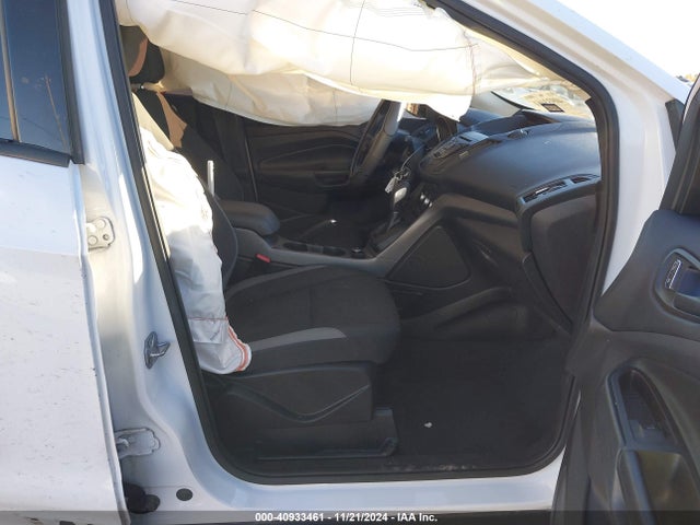 Ford ESCAPE S 2015 1FMCU0F70FUB87159 Image 5
