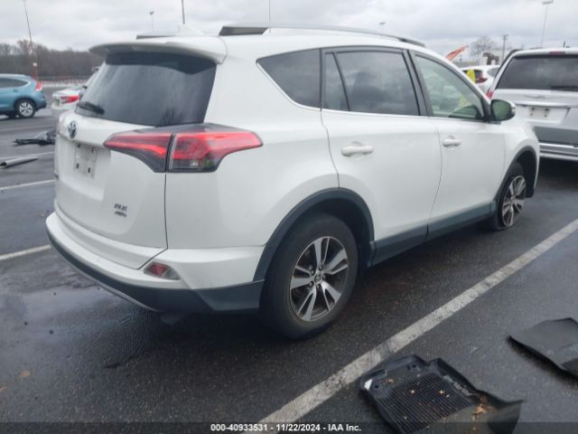 JTMRFREV1JD236858 Toyota Rav4 Adventure/xle