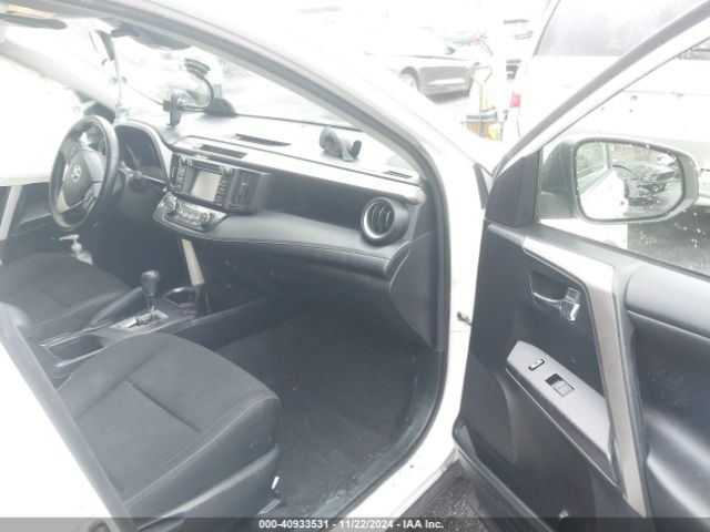 JTMRFREV1JD236858 Toyota Rav4 Adventure/xle