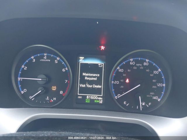 JTMRFREV1JD236858 Toyota Rav4 Adventure/xle