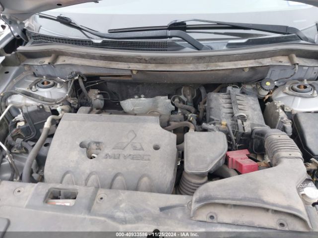 JA4AD3A34FZ007213 Mitsubishi Outlander Se