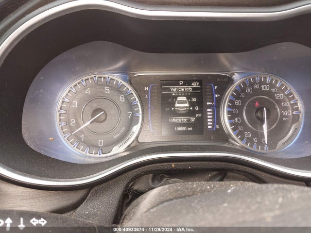 Chrysler 200 Limited 2015 1C3CCCAB7FN559924 Image 7