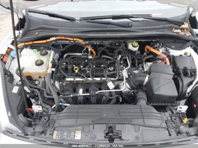1FMCU9BZ5NUA38739 Ford Escape Se Hybrid