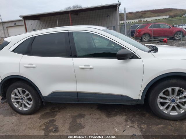 1FMCU9BZ5NUA38739 Ford Escape Se Hybrid