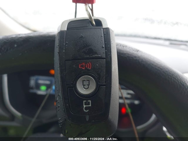 3FA6P0LU9KR143767 Ford Fusion Hybrid Se