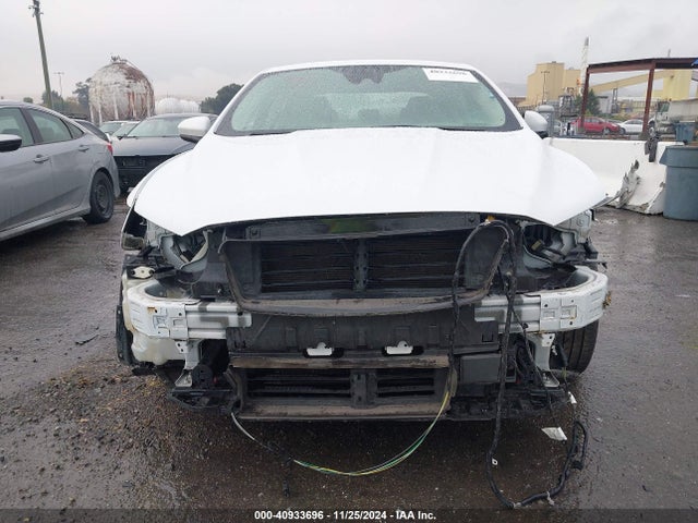 3FA6P0LU9KR143767 Ford Fusion Hybrid Se