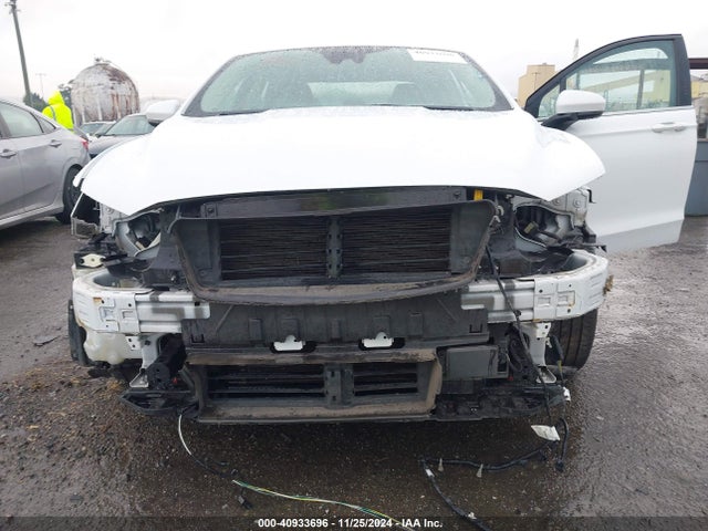 3FA6P0LU9KR143767 Ford Fusion Hybrid Se
