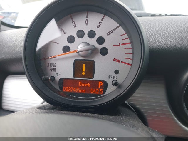 2011 MINI COOPER S WMWSV3C58BTY15385 Photo 6