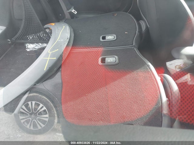 2011 MINI COOPER S WMWSV3C58BTY15385 Photo 7