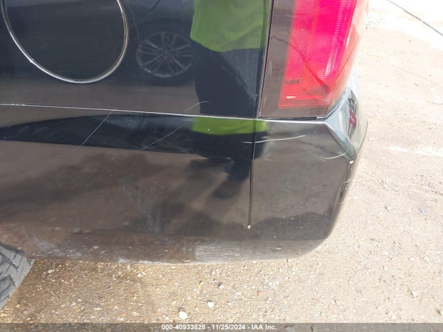 Chevrolet Suburban Ls 2018 1GNSKGKC1JR136502 Image 20