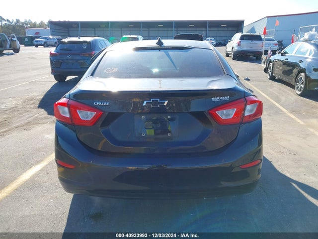 Chevrolet Cruze Ls Auto 2018 1G1BC5SMXJ7151586 Image 16