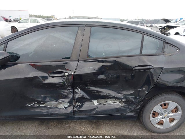 Chevrolet Cruze Ls Auto 2018 1G1BC5SMXJ7151586 Image 6