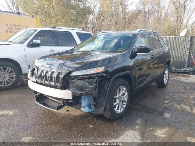 Jeep Cherokee Latitude 2014 1C4PJLCS4EW319433 Image 2