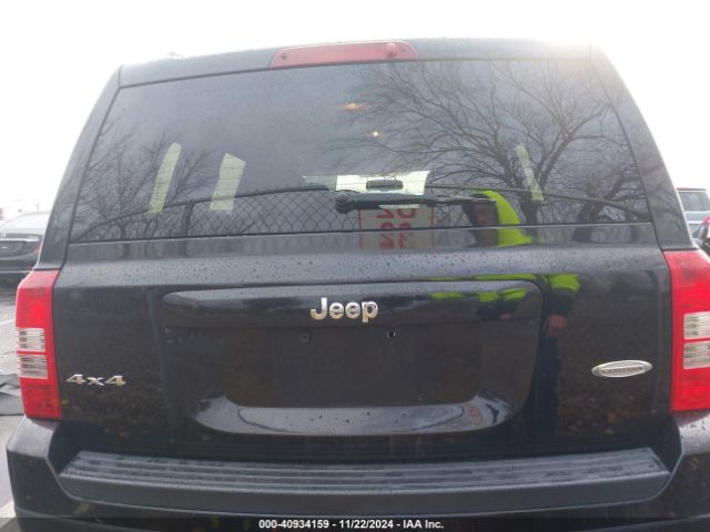 1C4NJRFB3FD270485 Jeep Patriot Latitude