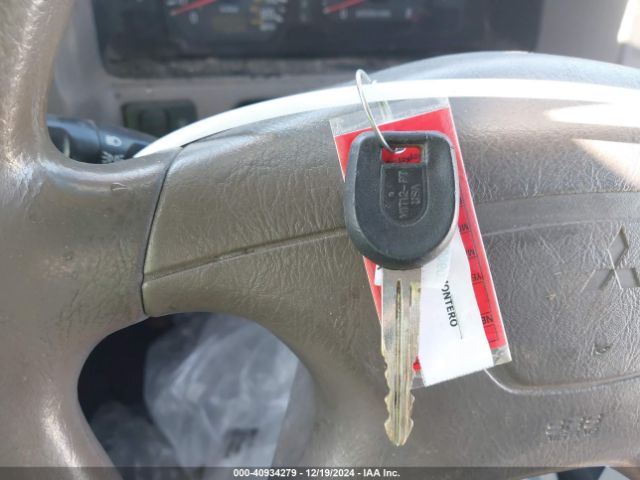 2001 MITSUBISHI MONTERO SPORT JA4LS21H91P021312 Photo 10